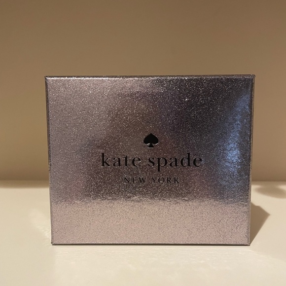 NWT Kate Spade ♠️ credit card holder - Picture 2 of 10